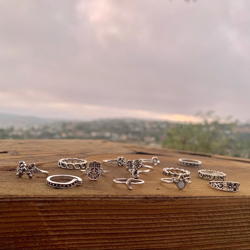 ♛ Deja Bohemian Midi Rings Set - Picture 6 of 8